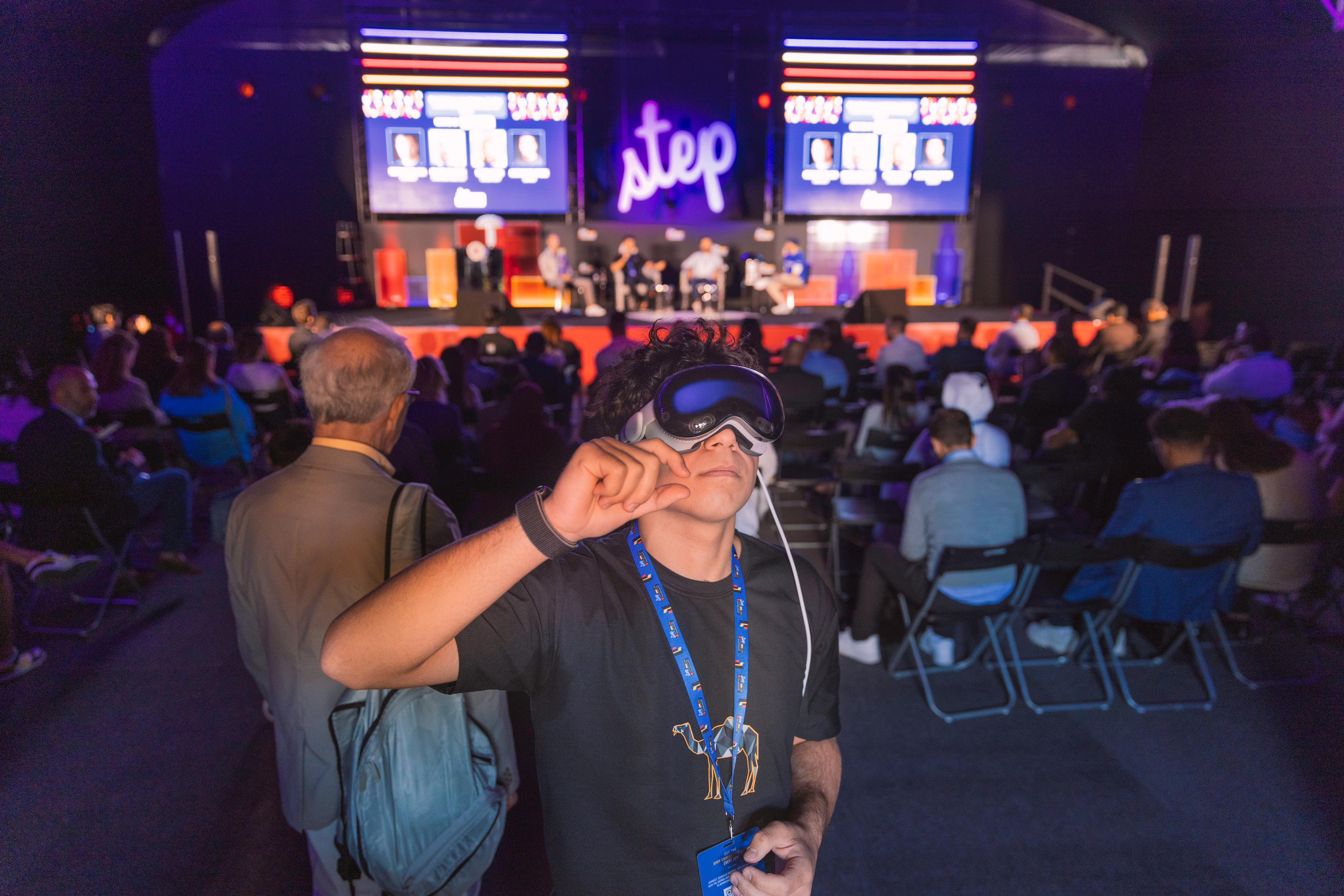 3VJOZUbjrD4oeuFJkb6WZzCAFY5vqr2F3u1yLdVC